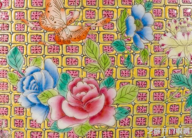 雍正 粉彩描金开光花鸟诗文大瓶（对）