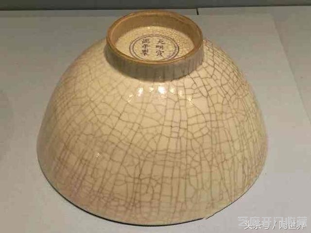 宋代哥窑真品与仿品对比！