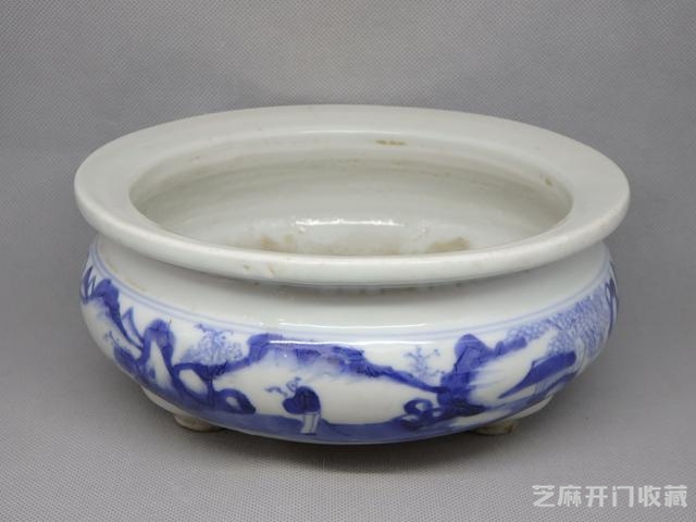 清康熙 德化窑带永字款青花山水人物纹香炉 直径16CM