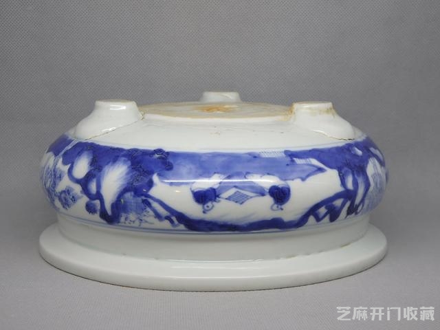 清康熙 德化窑带永字款青花山水人物纹香炉 直径16CM