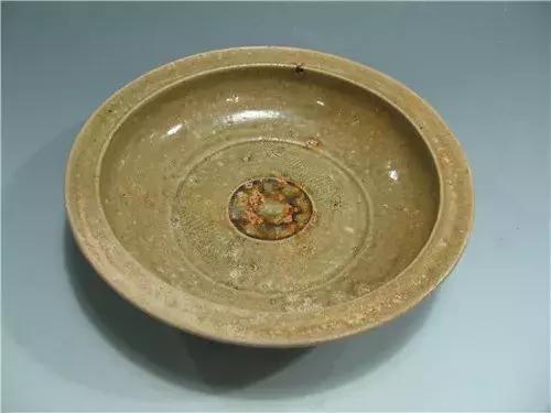 东汉至南北朝时期的瓷器