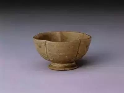 高足杯：元代瓷器中最流行的器型